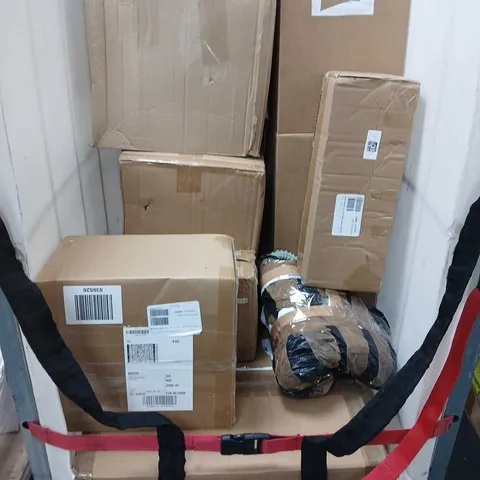 CAGE OF APPROXIMATELY 10 ASSORTED HOUSEHOLD ITEMS TO INCLUDE STAKE LIGHTS, DECORATIVE TREE, GARDEN HOSE, ETC - COLLECTION ONLY