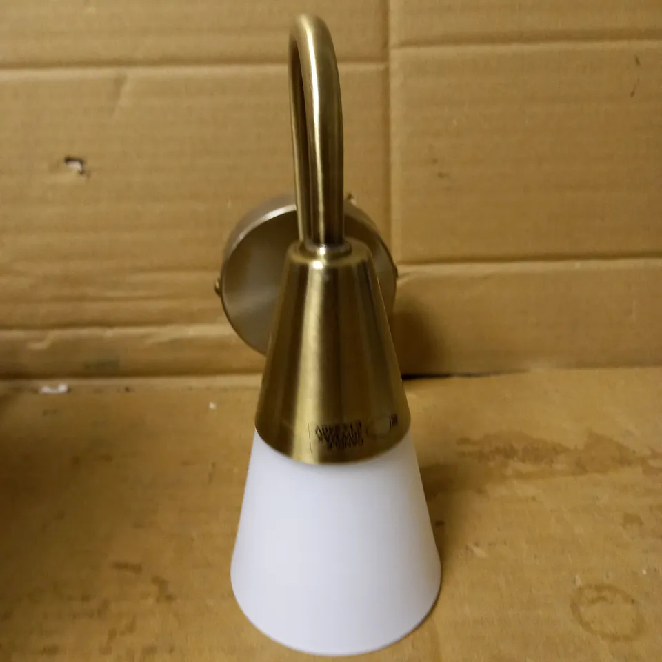 ANYDAY LULU WALL LIGHT ANTIQUE BRASS