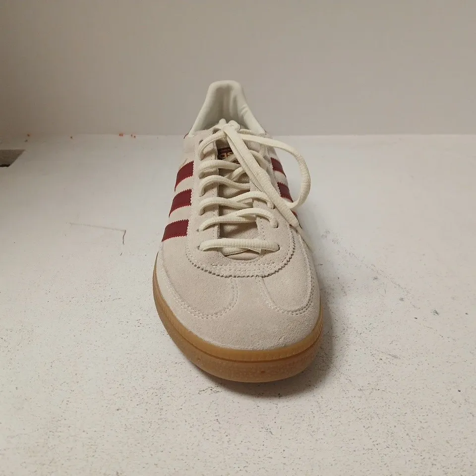PAIR OF ADIDAS HANDBALL SPEZIAL TRAINERS IN LIGHT BEIGE/MAROON SIZE UK 9