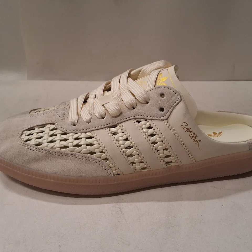 ADIDAS SAMBA OG MULE SHOES – CREAM/OFF-WHITE, UK 6.5 (EU 40)