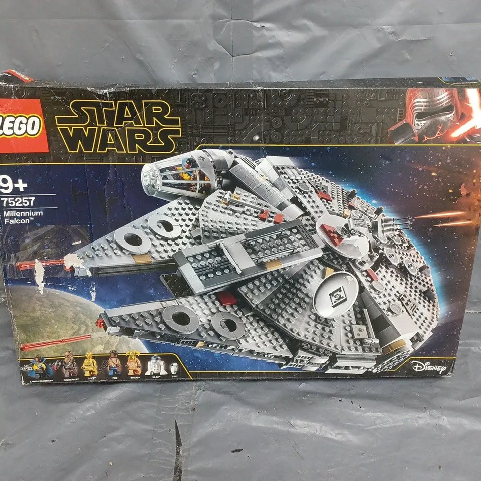 BOXED LEGO STAR WARS MILLENNIUM FALCON 75257 RRP £149.99