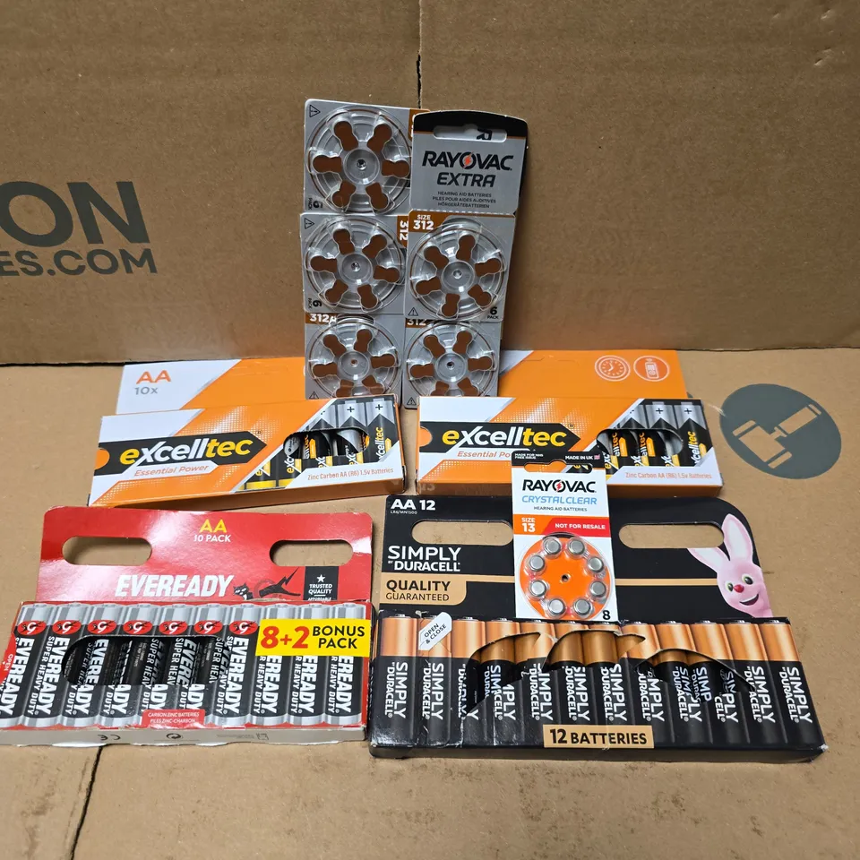 LARGE QUANTITY OF ASSORTED BATTERIES TO INCLUDE DURACELL, EVEREADY, RAYOVAC, ETC