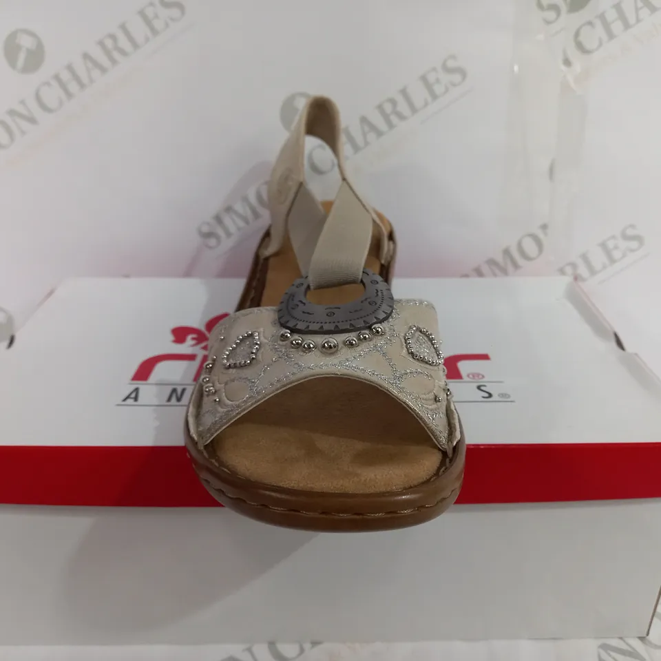 BOXED RIEKER ANTISTRESS SCHWARTS BEIGE LACK SIZE 6