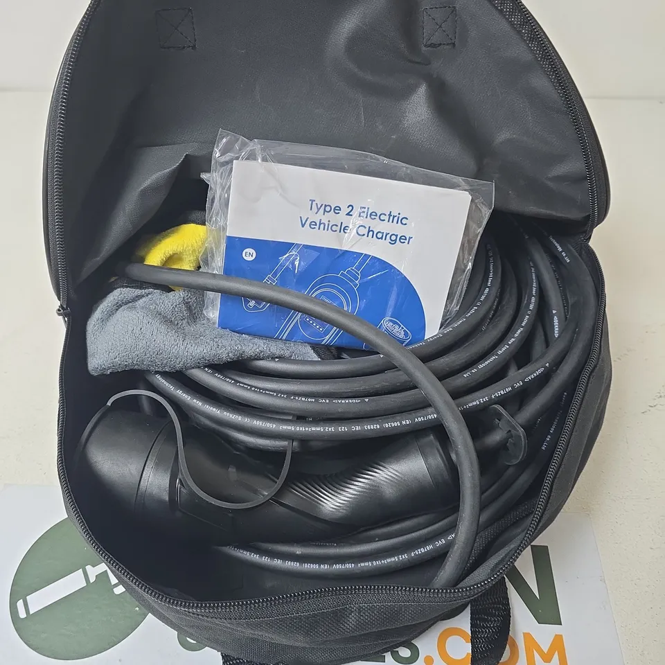 TYPE 2 ELECTRIC VEHICLE CHARGER