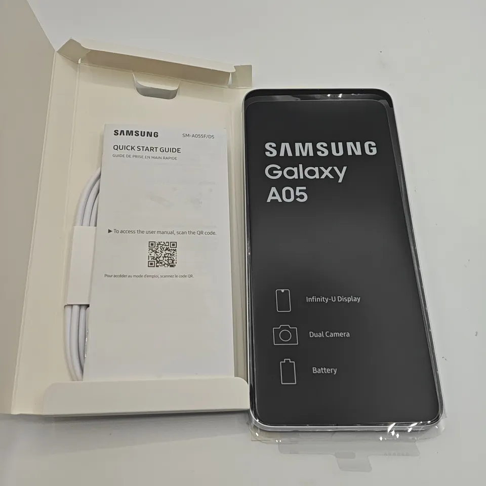 BOXED SAMSUNG GALAXY A05 4/128GB IN SILVER - SM-A055F
