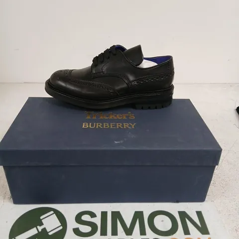 BURBERRY TRICKER'S BLACK LEATHER DERBY SHOES, UK 5