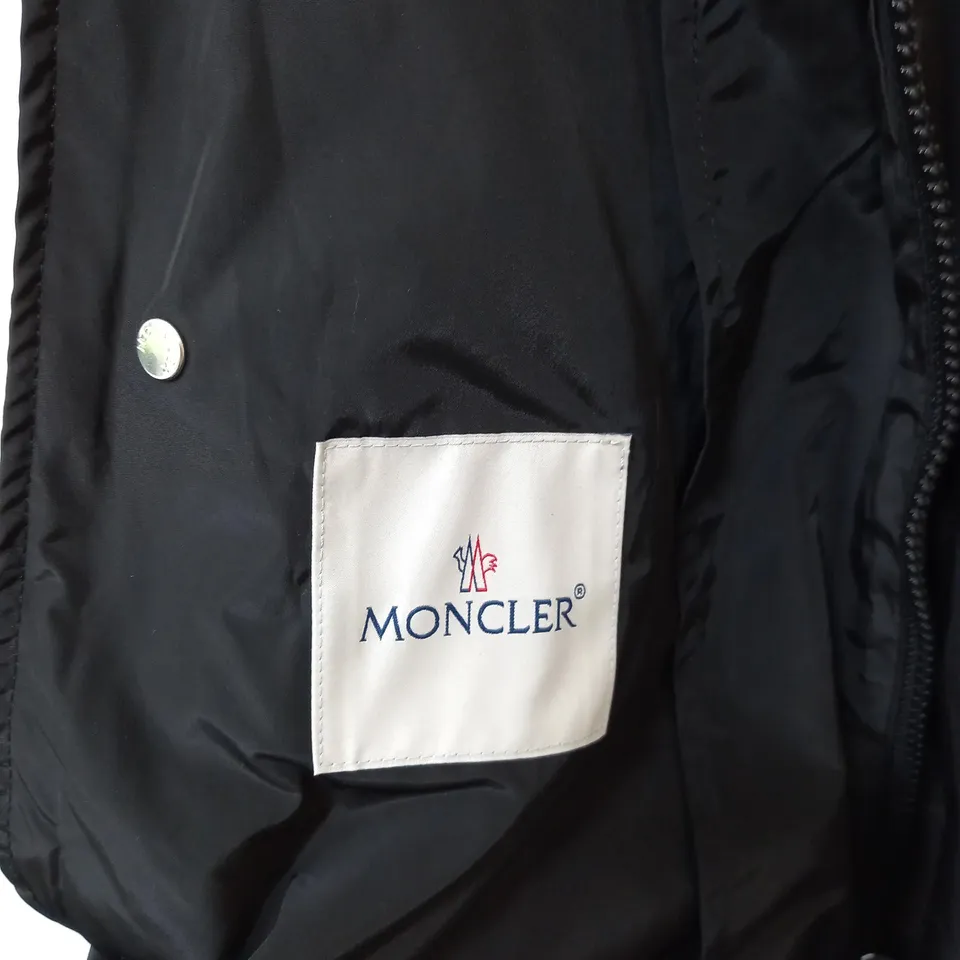 MONCLER CASUAL ZIPPED JACKET SIZE UNSPECIFIED