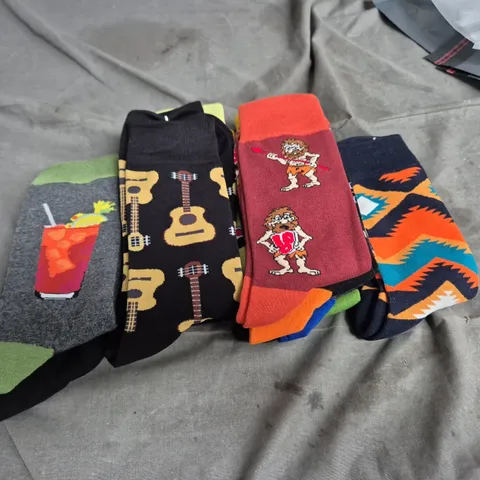 BISOUSOX CREATIVE SOCKS – ASSORTED PATTERN SOCKS, SET OF ASSORTED SOCKS