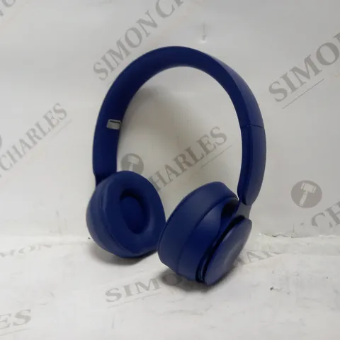 BEATS APPLE SOLO PRO HEADPHONES A1881