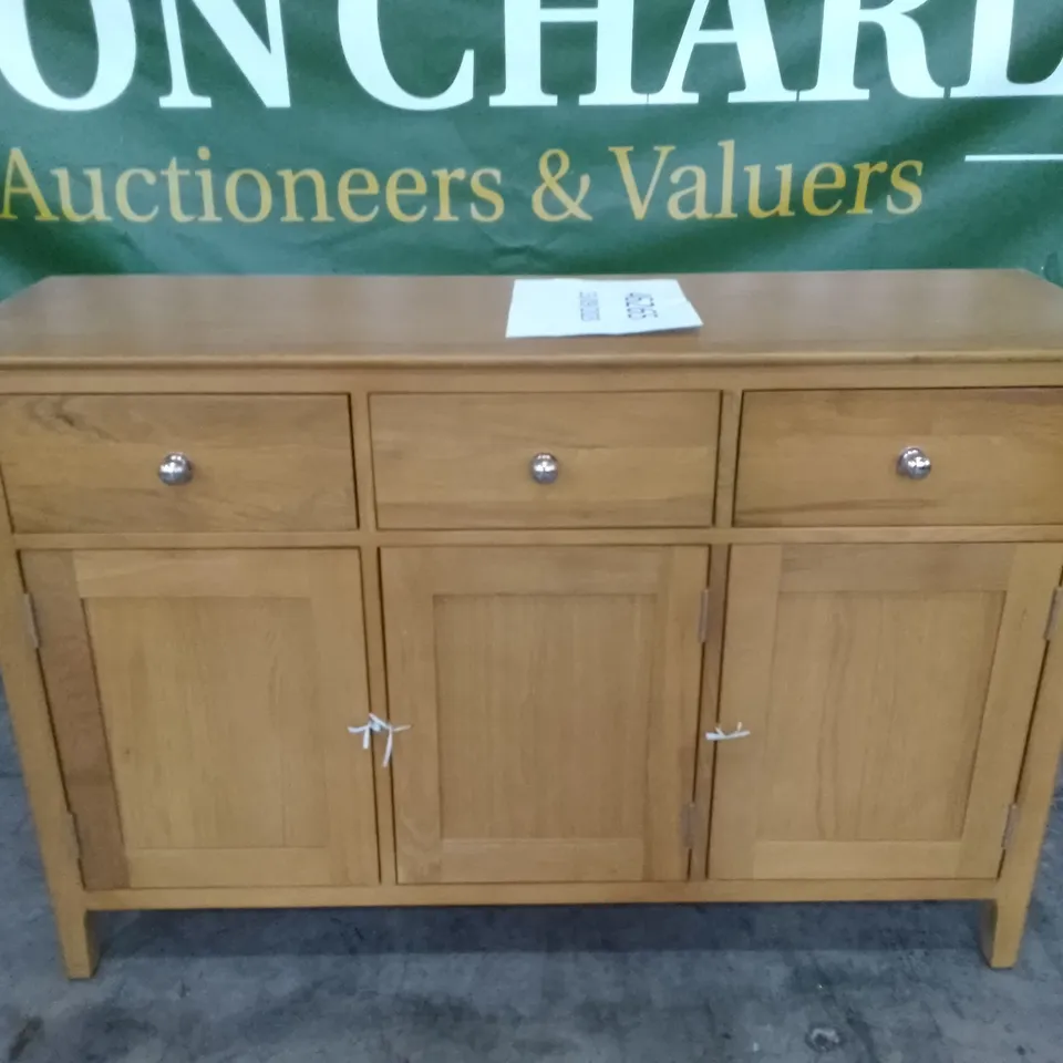 6 DRAWER SIDEBOARD - OAK FINISH