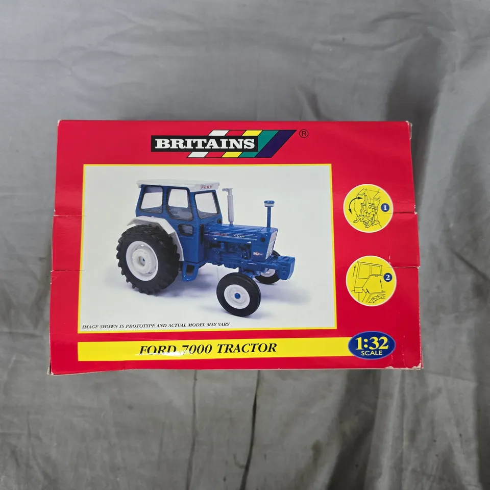 BRITAINS FORD 7000 TRACTOR 1:32 SCALE – BOXED
