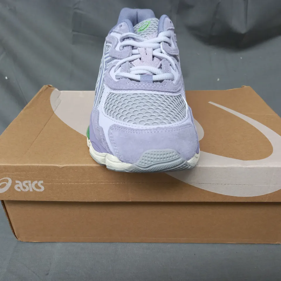 BOXED PAIR OF ASICS GEL-NYC SHOES IN LILAC/GREEN UK SIZE 6