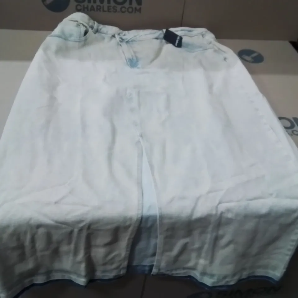 BOXED BRAND NEW APPROXIMATELY 6 SIMPLY BE VINTAGE BLUE MAXI SKIRT SIZE 22