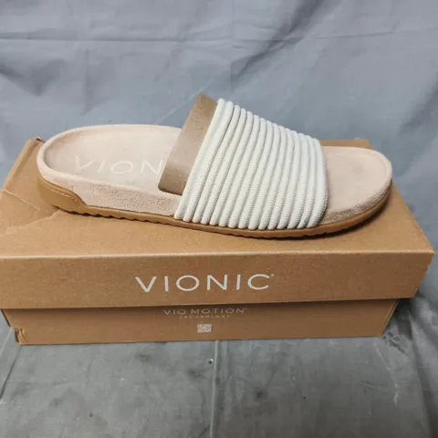 VIONIC WOMEN’S SANDALS – BEIGE RIBBED STRAP UK SIZE 7