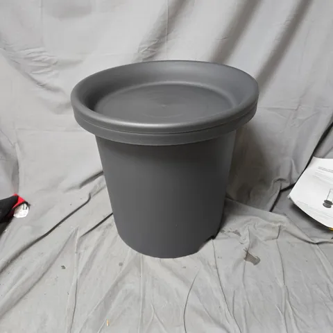 GREY PLASTIC PLANTER POT WITH ACCESSORIES – MY GARDEN STORIES CASA FLORA (GARDEN DECOR)