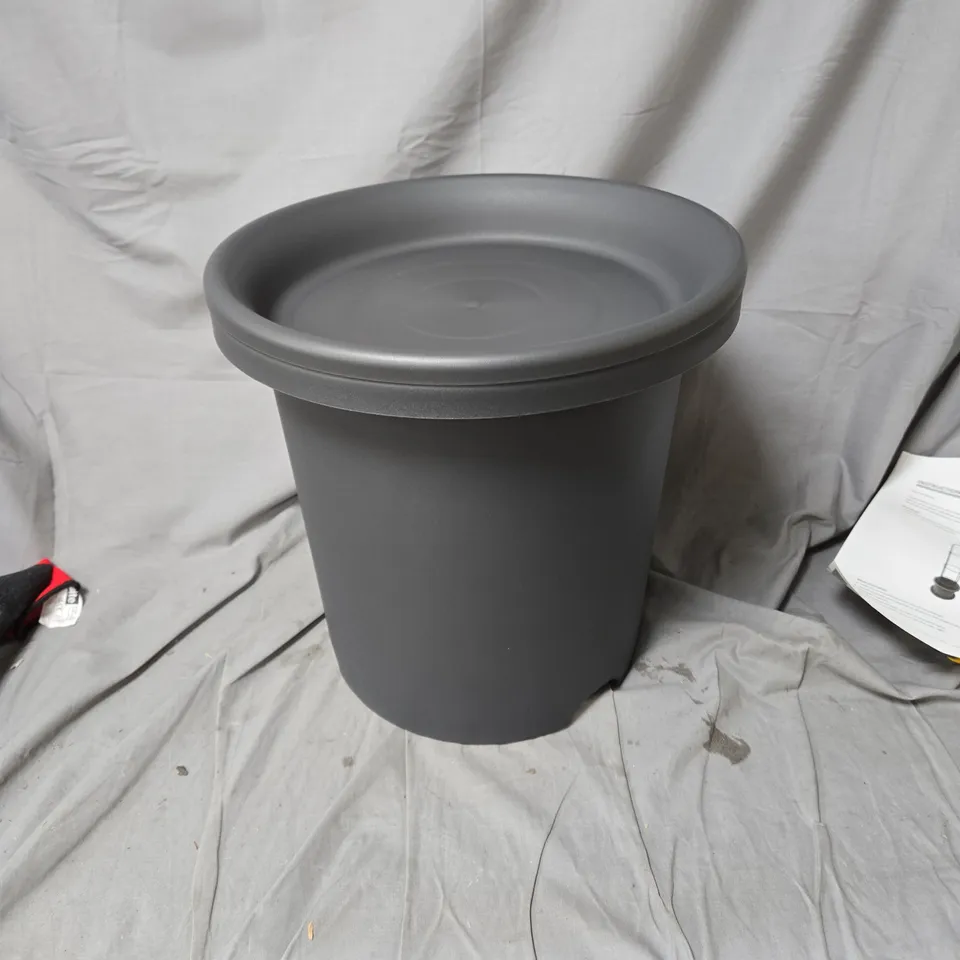 GREY PLASTIC PLANTER POT WITH ACCESSORIES – MY GARDEN STORIES CASA FLORA (GARDEN DECOR)