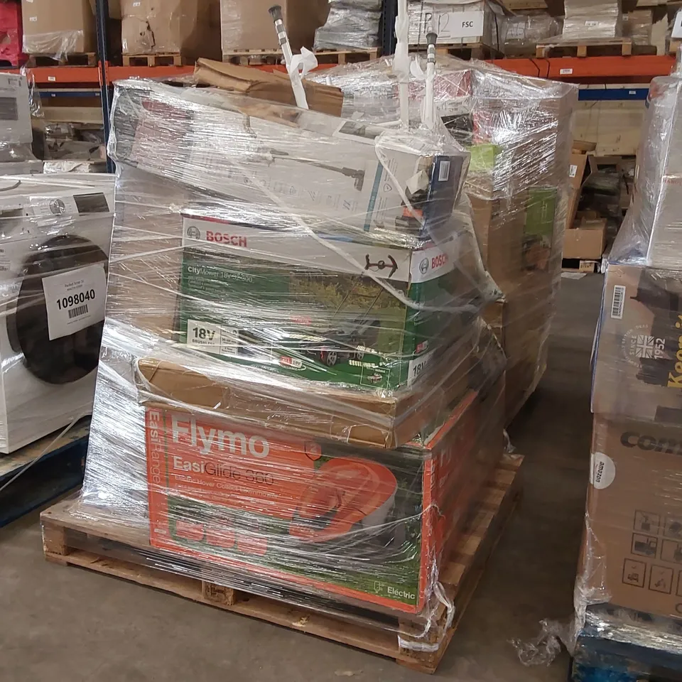 PALLET OF APPROXIMATELY 10 UNPROCESSED RAW RETURN HOUSEHOLD AND ELECTRICAL GOODS TO INCLUDE;