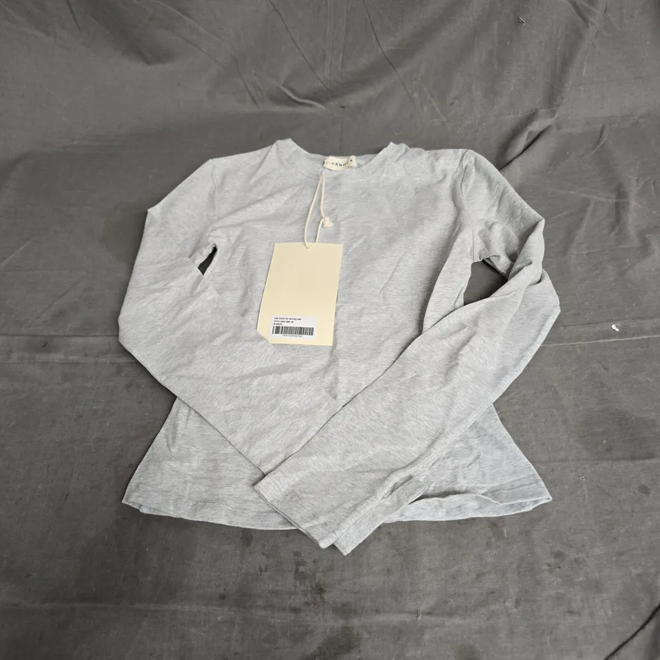 ADANOLA LONG SLEEVE TOP IN GREY MELANGE SIZE M