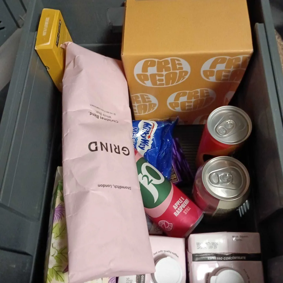 APPROXIMATELY 15 ASSORTED FOOD AND DRINK ITEMS INCLUDING BETTERALT HONEY STICKS , ORGANIC SUNFLOWER SEEDS AND WINE GUMS 