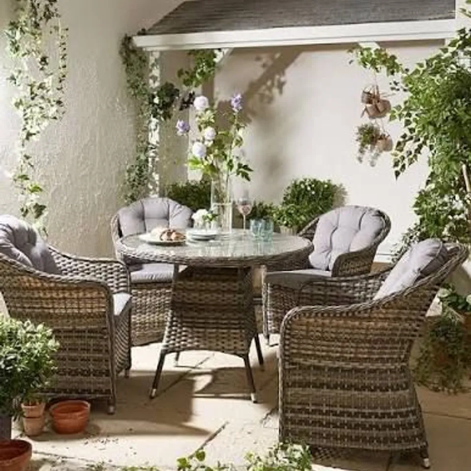 BOXED FLORIDA 4 SEATER DINING SET (2 BOXES)