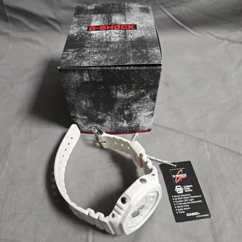 CASIO G-SHOCK WHITE RESIN WATCH – ANALOGUE-DIGITAL, BOXED