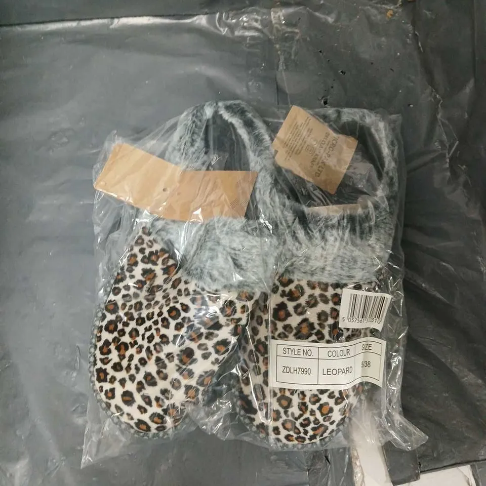 10 BAGGED DUNLOP LEOPARD SLIPPERS - 5/38