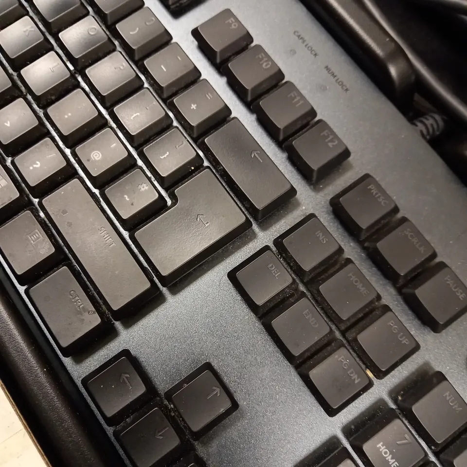 LOGITECH G815 RGB MECHANICAL WIRED GAMING KEYBOARD 