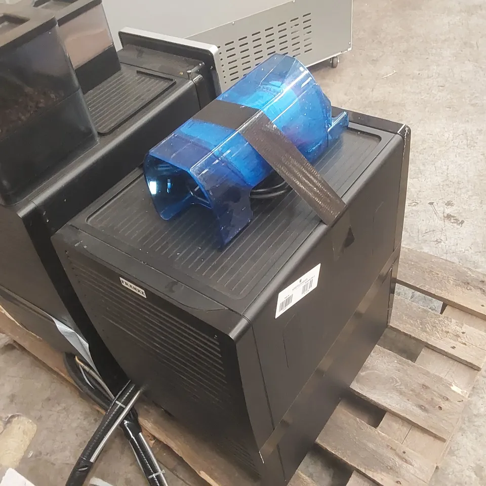 FRANKE A600 AUTOMATIC COFFEE/CHOCOLATE MACHINE WITH MILK COOLER ATTACHMENT