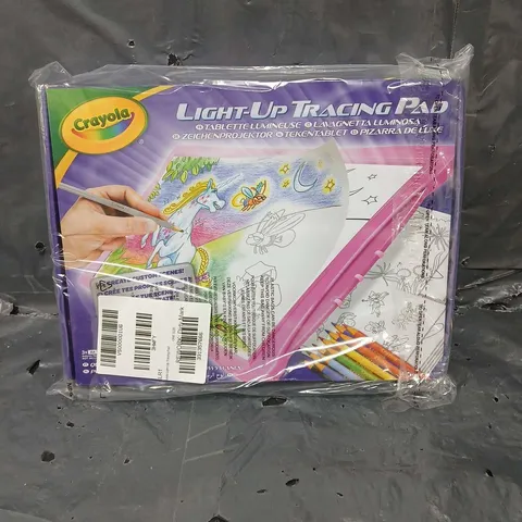 BOXED CRAYOLA LIGHT-UP TRACING PAD 