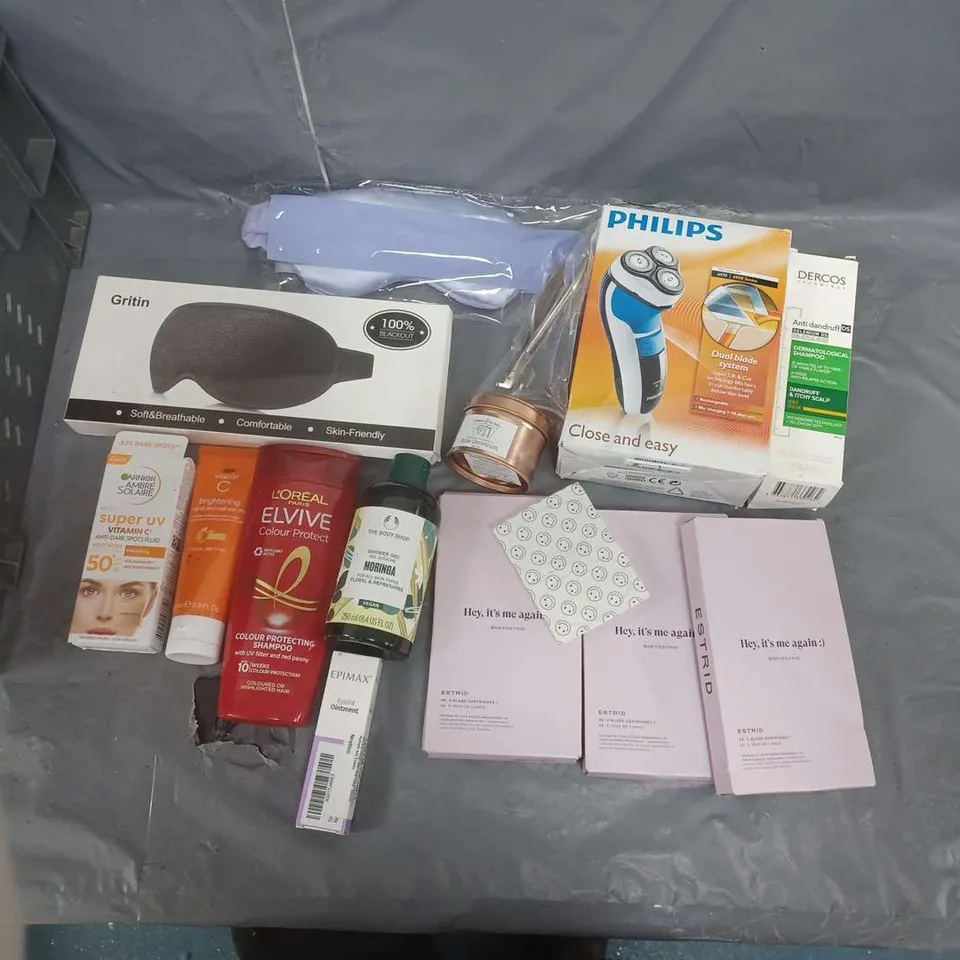 BOX OF APPROXIMATELY 12 ASSORTED COSMETIC ITEMS TO INCLUDE -PHILIPS SHAVER- ESTRID RAZORS- THE BODY SHOP ETC.