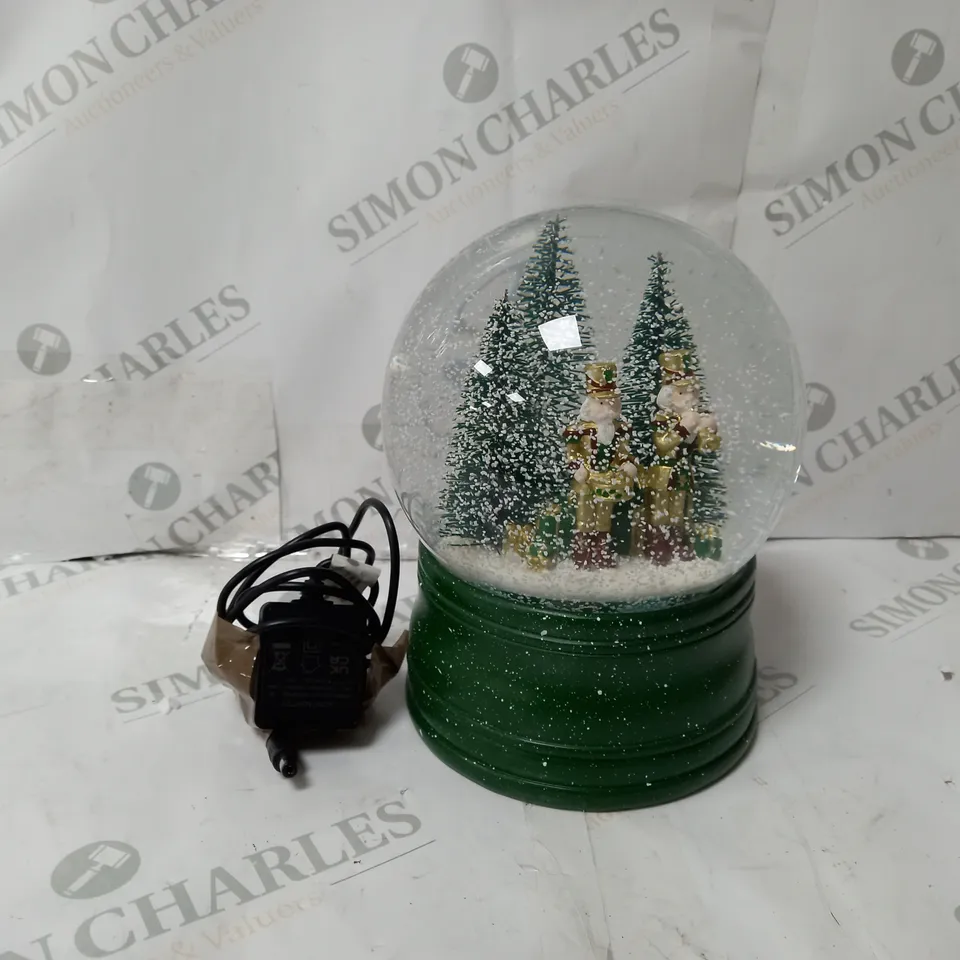 BOXED SANTA EXPRESS CHRISTMAS CHARACTER MUSICAL WATER SPINNER