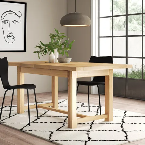 BOXED APOLLONIA EXTENDING DINING TABLE
