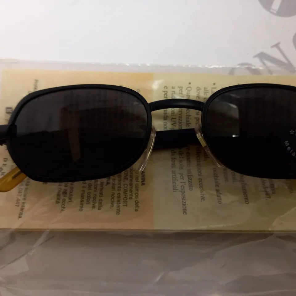 APPROXIMATELY 10 DIERRE STING SUNGLASSES - BOXED