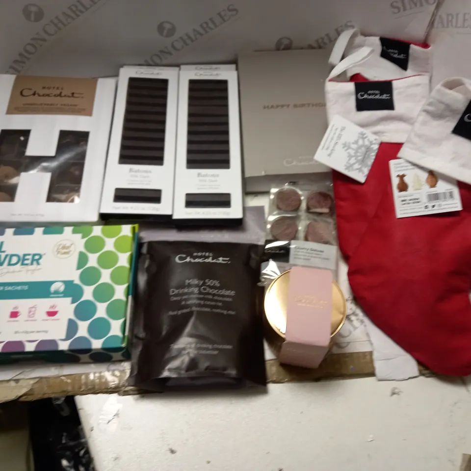 LOT OF 13 ASSORTED FOOD ITEMS TO INCLUDE HOTEL CHOCOLAT CHOCOLATE AND WILL POWDER KETO POWDER