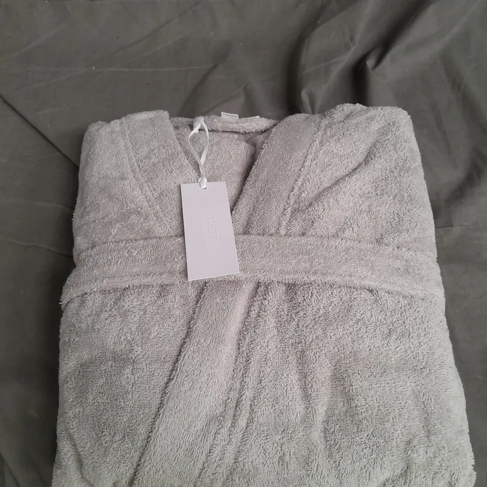 THE WHITE COMPANY ESSENTIAL COTTON SHORT ROBE PALE GREY SIZE MEDIUM