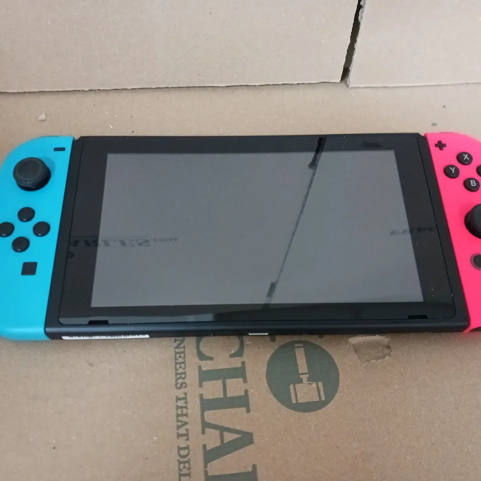 BOXED NINTENDO SWITCH CONSOLE 