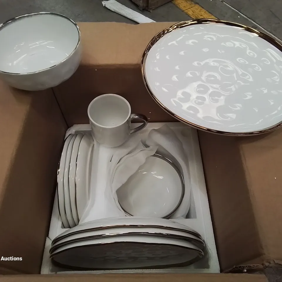 BOXED MERCER41 VARENNES HANDMADE STONEWARE DINNER SET (1 BOX)