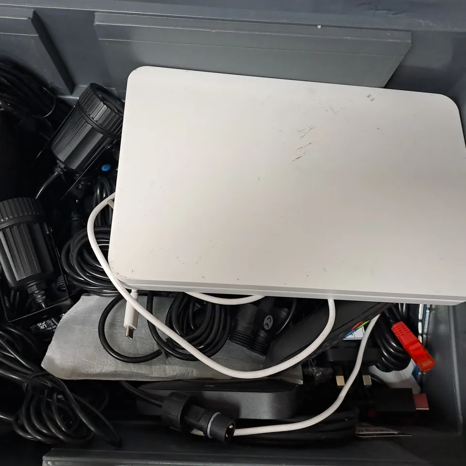 APPROXIMATELY 12 ASSORTED HOUSEHOLD ITEMS TO INCLUDE CABLES, TV REMOTES, PHONE, ETC