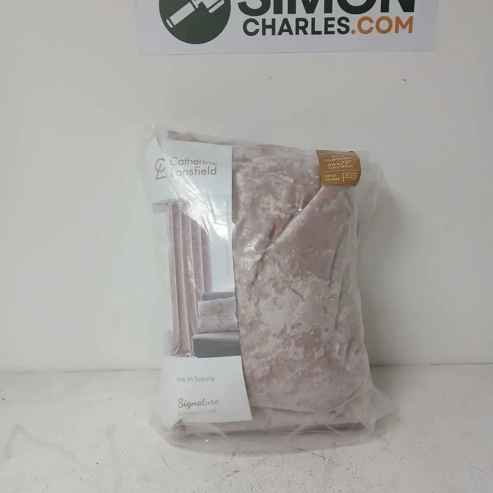 CATHERINE LANSFIELD CRISHED VELVET EYELET CURTAINS IN PINK - 66X72"