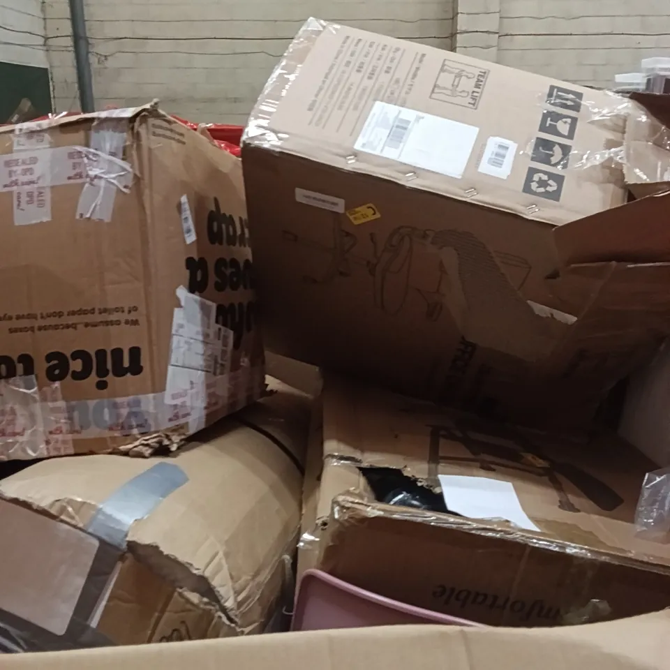 PALLET OF ASSORTED ITEMS INCLUDING - UMBRELLA, COOKING ROLLING PIN, DISABILITY TOILET 
