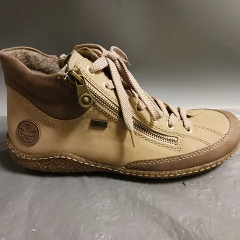 RIEKER SIDE ZIP WATER RESISTANT BOOT BEIGE SIZE 4