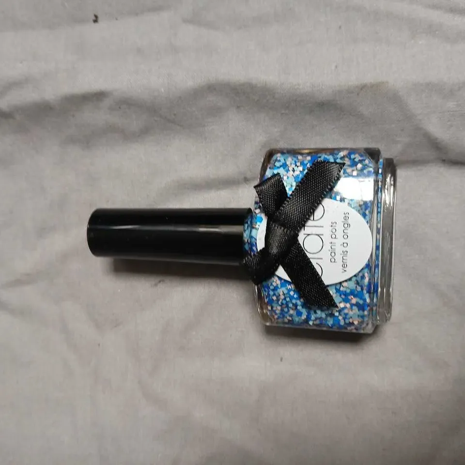 BOX OF APPROXIMATELY 72 CIATÉ LONDON GLITTER NAIL POLISH – BLUE GLITTER, 13ML-NO EXPIRY DATE SHOWN 