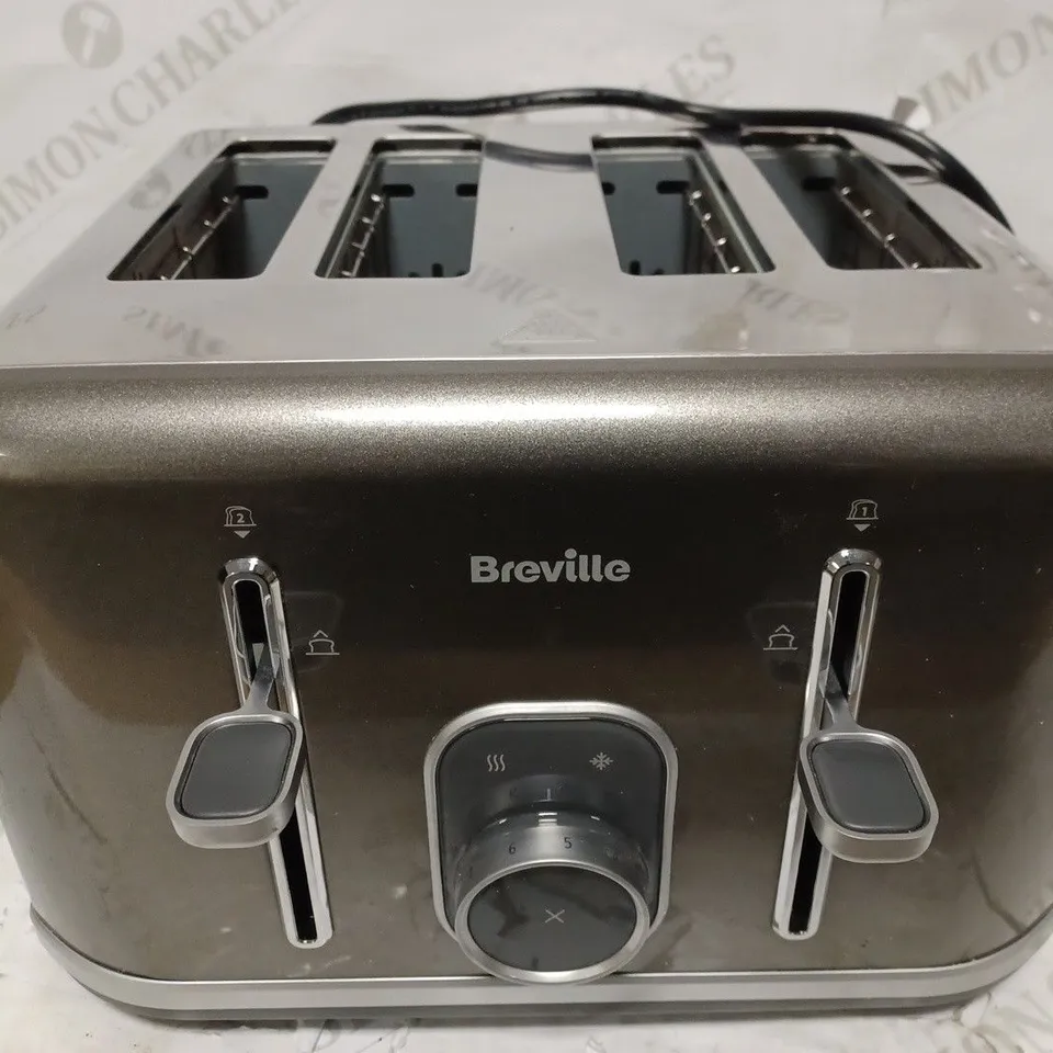 BREVILLE AURA 4-SLICE TOASTER