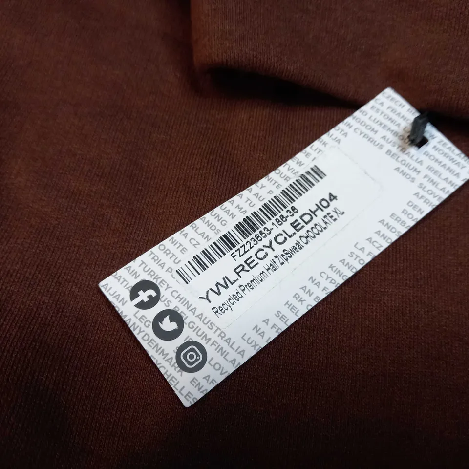 BOOHOO CHOCOLATE PREMIUM HALF ZIP SWEATER - XL