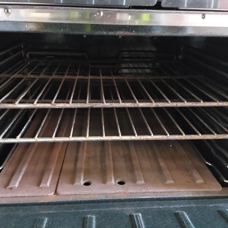 LARGE COMMERCIAL STAINLESS STEEL 6 BURNER GAS OVEN