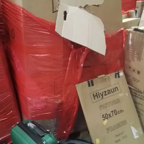 PALLET OF ASSORTED HOUSEHOLD GOODS AND PRODUCTS TO INCLUDE;PICTURE FRAME,SUITCASE,COVER