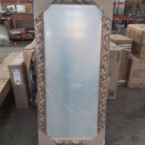LARGE DECORATIVE LEAF PATTERN GOLD FRAME WALL MIRROR 