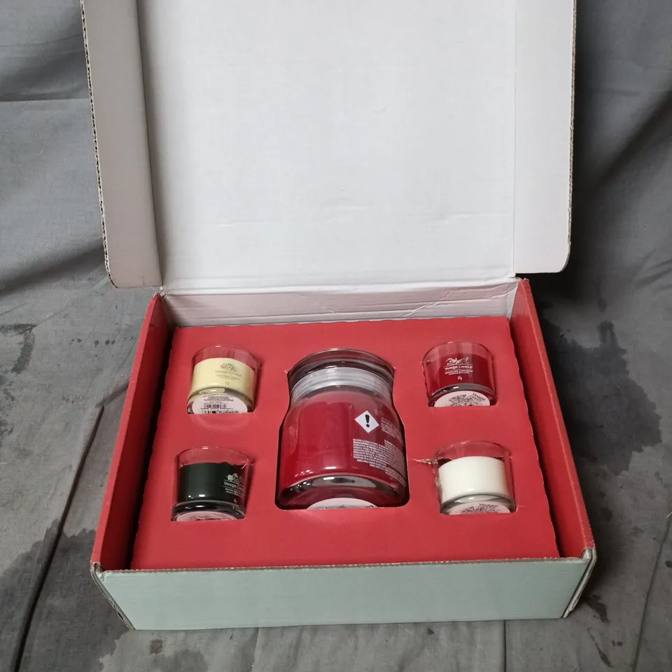 YANKEE CANDLE ADVENT CALENDAR GIFT SET – SIX-PIECE SCENTED CANDLES