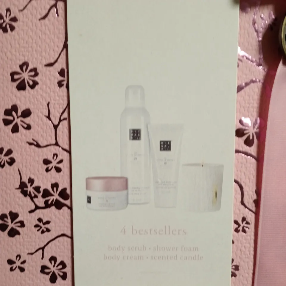 RITUALS THE RITUAL OF SAKURA GIFT BOX SET – 4 BESTSELLERS (BODY SCRUB, SHOWER FOAM, BODY CREAM, SCENTED CANDLE)