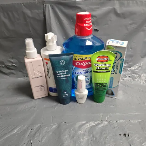 APPROXIMATEY 20 ASSORTED HEALTH AND BEAUTY PRODUCTS TO INCLUDE - KEVIN.MURPHY WEIGHTLESS VOLUME SPRAY - COLGATE MOUTHWASH - O'KEEFES WORKING HANDS CREAM - ETC - COLLECTION ONLY